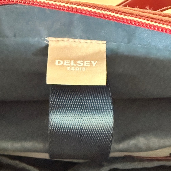 DELSEY Paris Women's Chatelet 2.0 Shoulder Bag - Pink - Picture 14 of 17